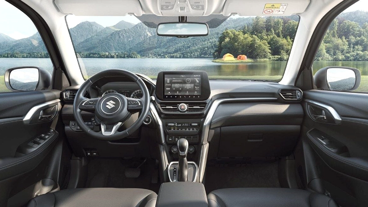 Suzuki Grand Vitara: Fitur Kenyamanan di Perjalanan Panjang