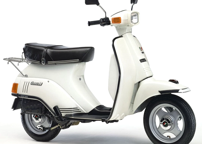 Suzuki Sui, Skuter Matik Irit Bensin, Meluncur di Taiwan