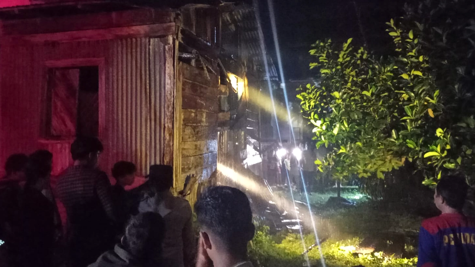 Tabung Gas Bocor Meledak, Wayan Sekarini Luka Bakar di Dapur