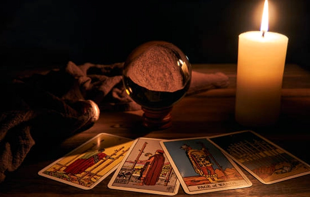 Tarot Harian 9 Juli 2026: The Magician, The Star Terbalik, dan Eight of Pentacles