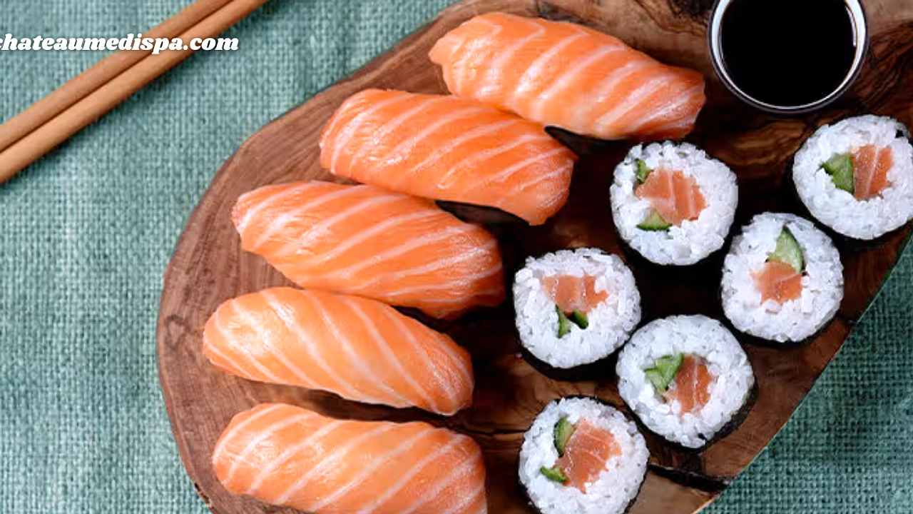 Tasyi Menampilkan Sushi Megalodon 1 Meter di YouTube Shorts