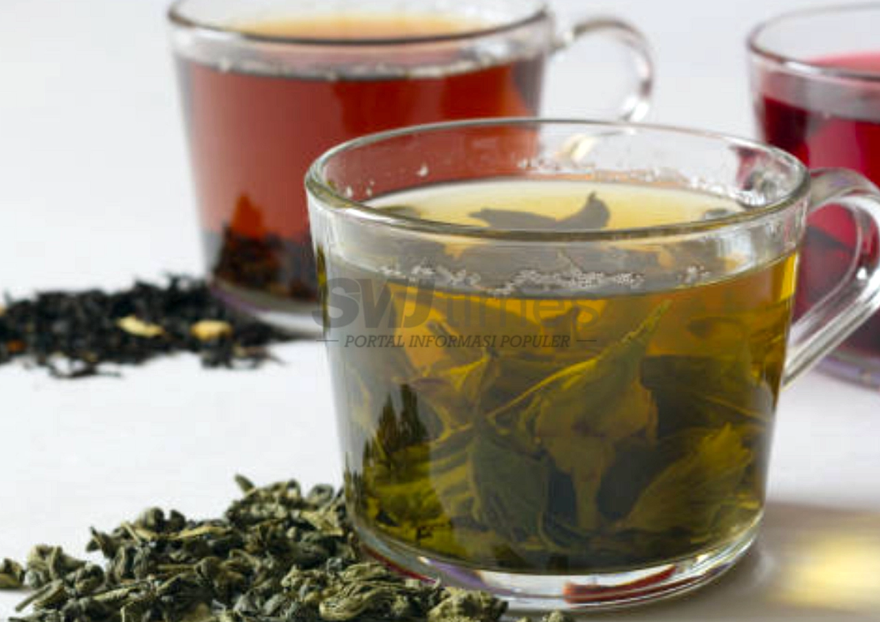 Teh Hijau dan Kopi Hitam: Perbandingan Manfaat Metabolisme
