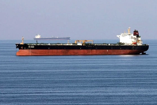 Thailand Izin Lintas Selat Hormuz, BBM Tetap Tersimpan