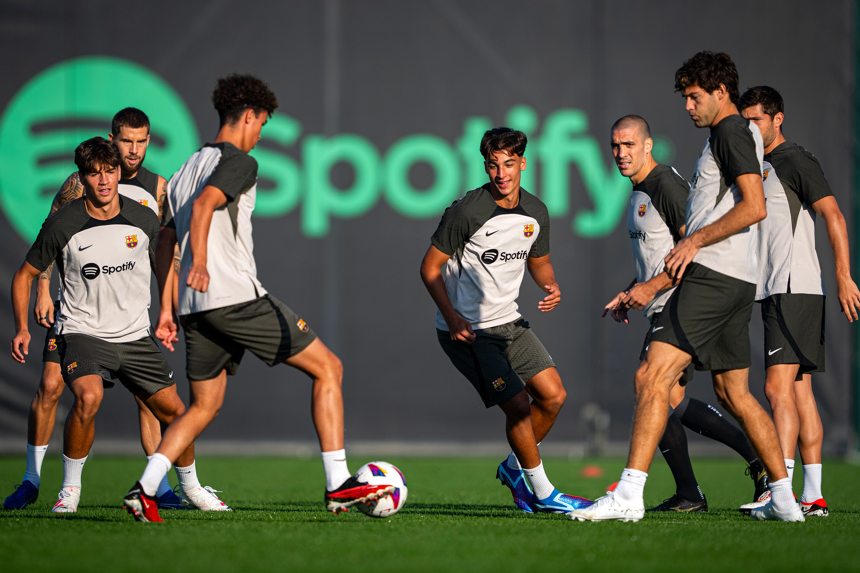 Thomas Tuchel Sambut Positif Anthony Gordon Gabung Barcelona 2024
