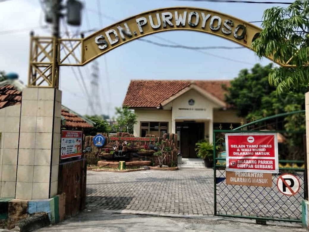 Tiga Murid Baru, SD Semarang Tetap Gelar MPLS Meriah