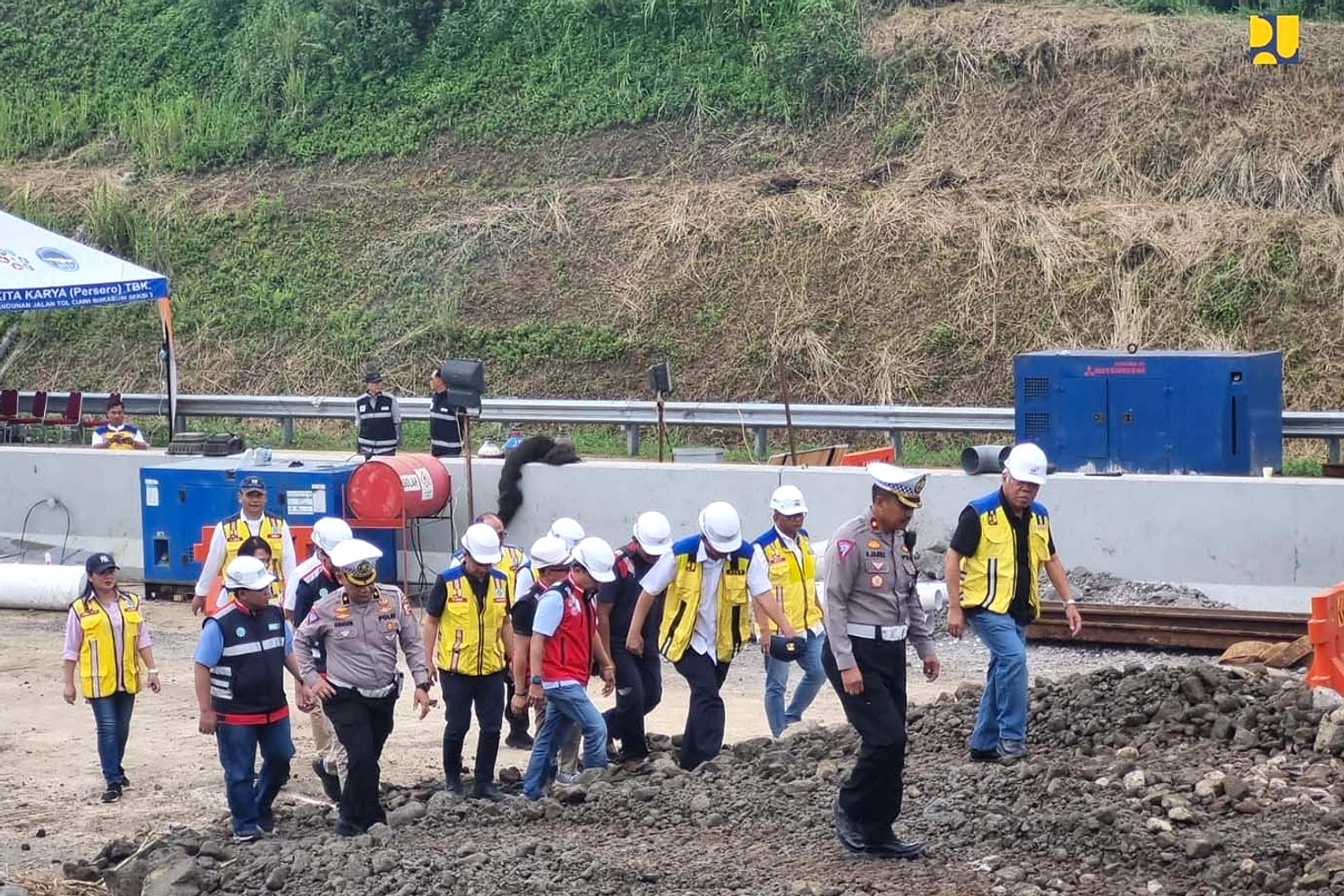 Tol Bocimi Kembali Terbuka setelah Penanganan Longsor