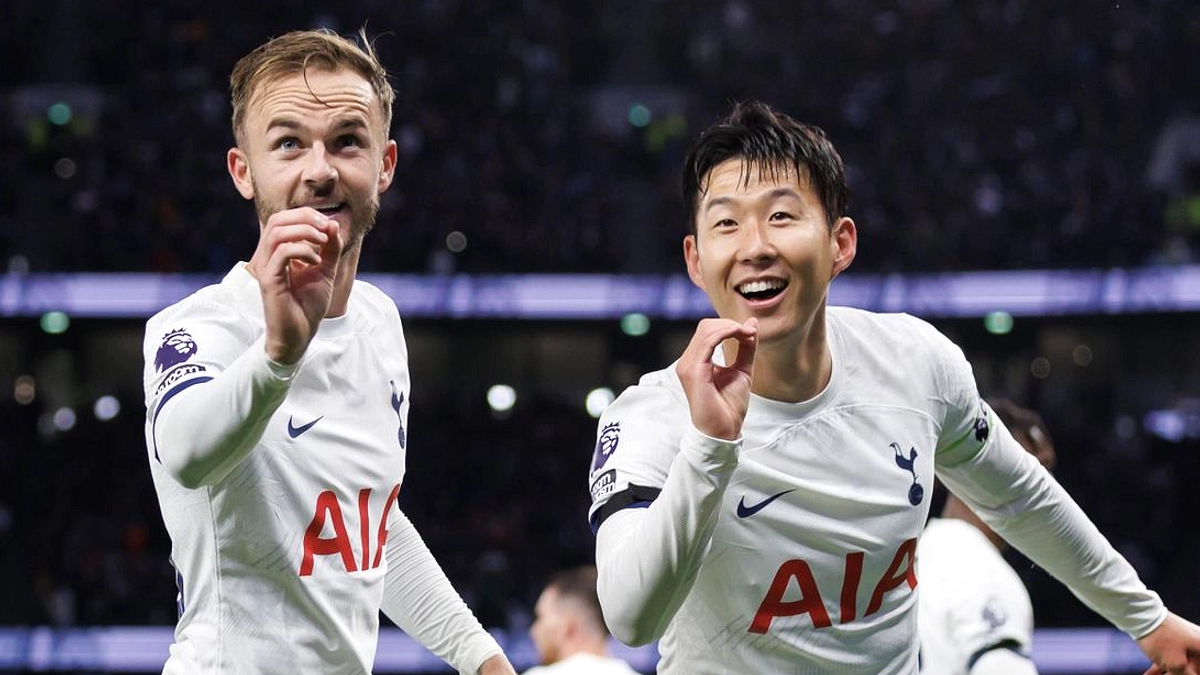 Tottenham Hentikan Sesi Media, Tudor Duka atas Kematian Ayah