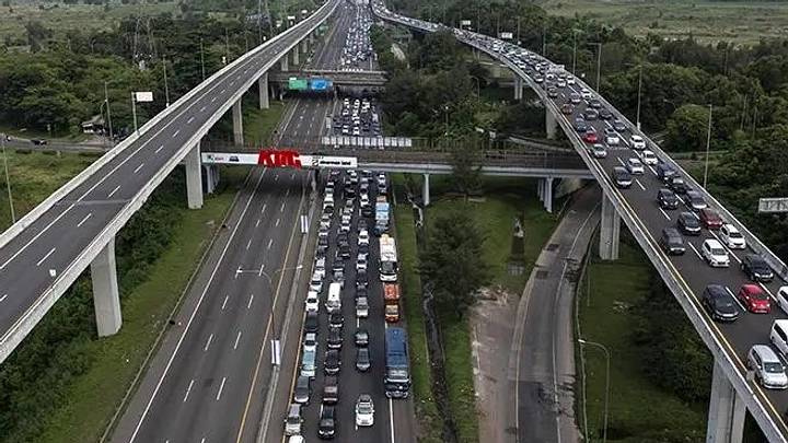 Truk ODOL Biang Kerok Jalan Tol Tak Pernah Selesai Diperbaiki