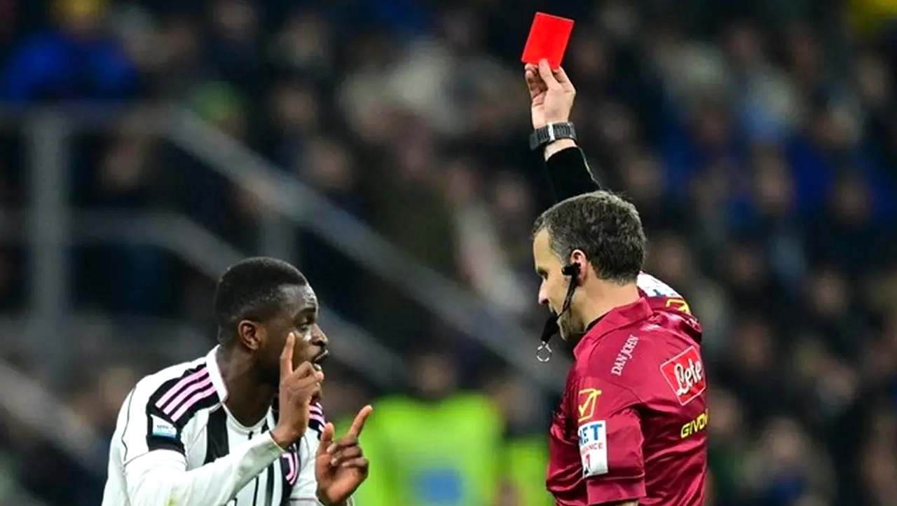 Trump Bantu Cabut Kartu Merah Balogun, Bisa Lawan Belgia