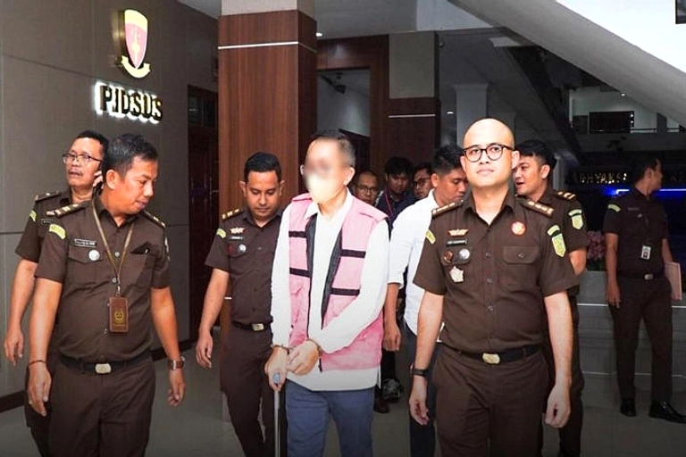 Tuntutan 7 Tahun untuk Mantan Dirtek Pelindo