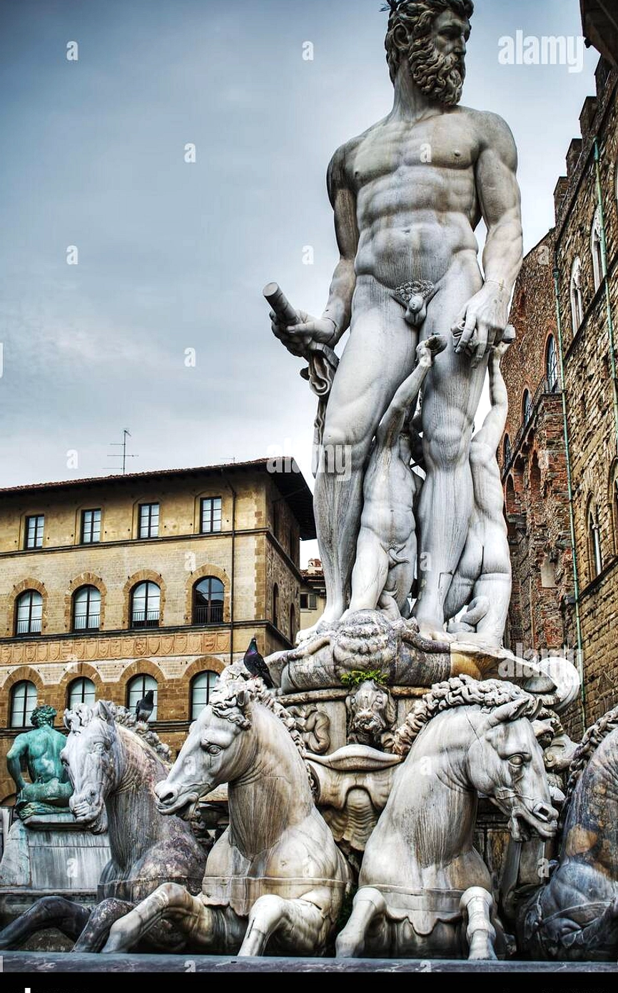 Turis 28 Tahun Merusak Patung Neptunus Florence, Tuntut
