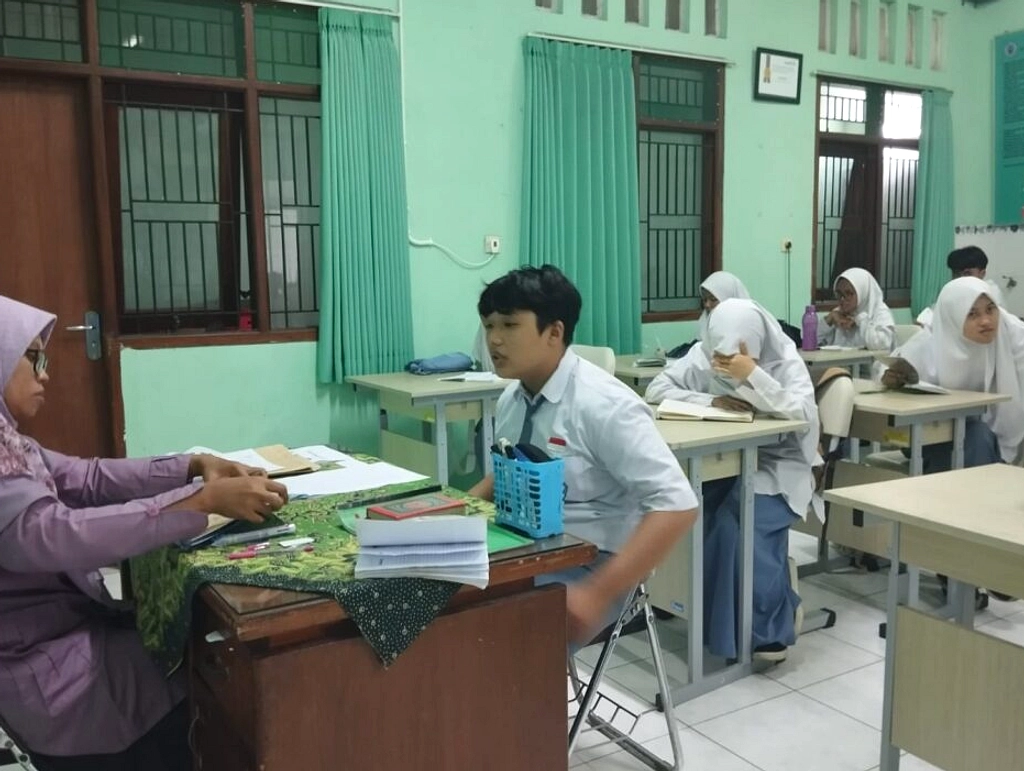UEA Berhenti Ujian Internasional, Pindah Online Kini