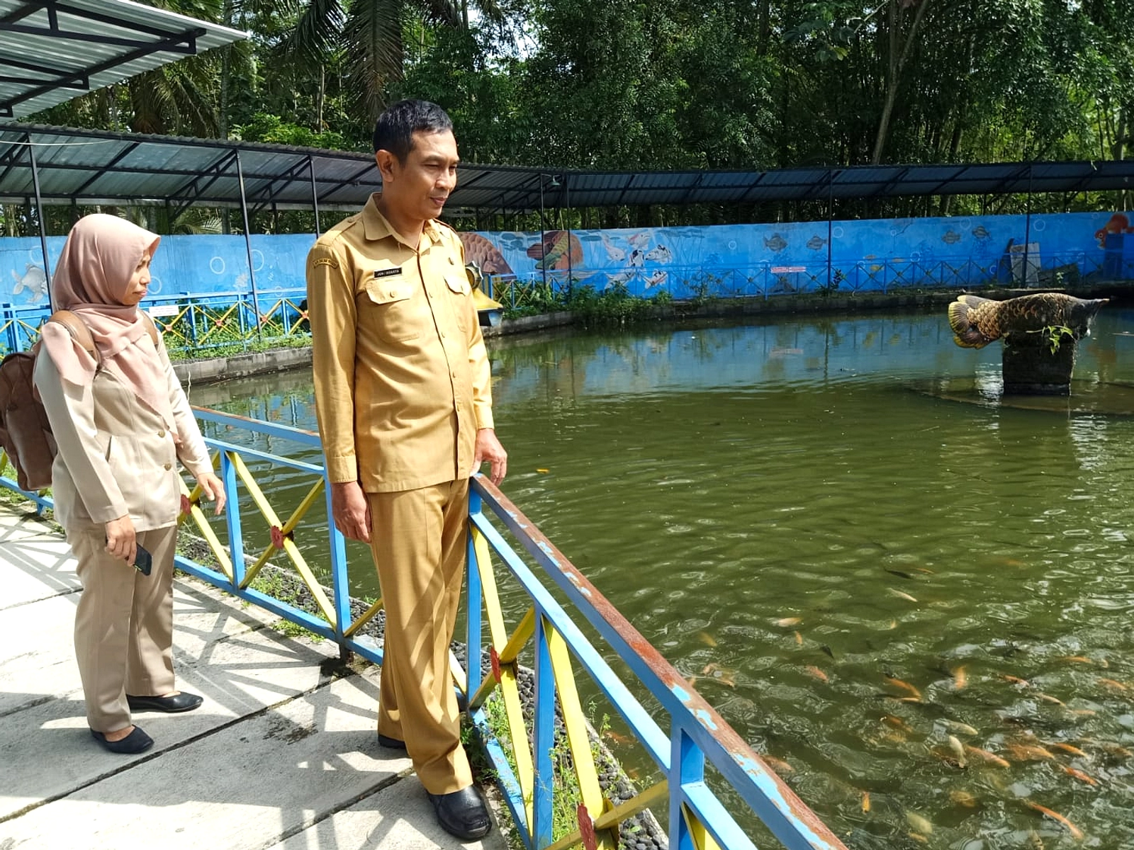 Umat Buddha Lepaskan Ribuan Ikan Merpati di Sungai Progo