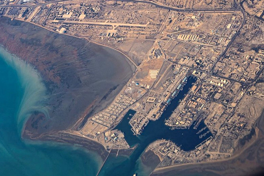 US dan Iran Sepakat Tutup Blokade Hormuz, Pelayaran Kembali Dibuka
