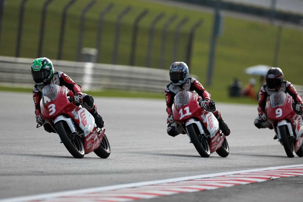 Veda Ega Pratama Jadi Indonesia Pertama Podium Moto3 Brasil