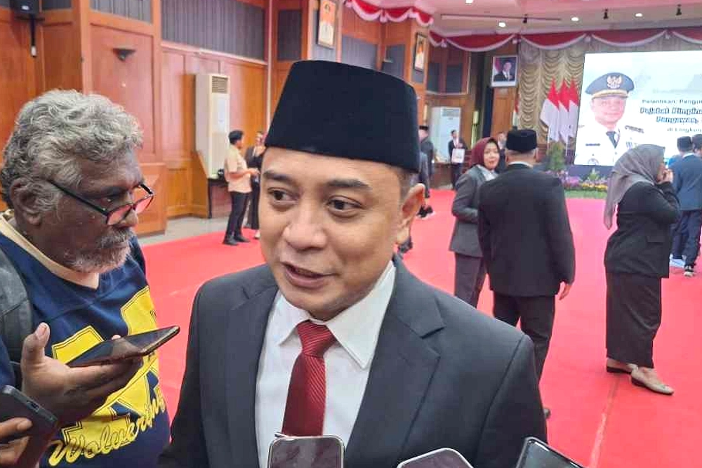 Wali Kota Solo Tinggalkan Mobil Dinas di Pembangunan Gereja