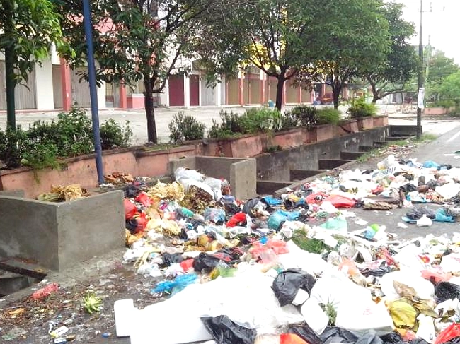 Walikota Pekanbaru: Lapor Sampah Liar, Dapat Voucher Belanja
