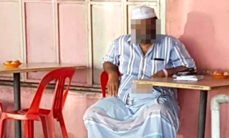 Wanita Tionghoa di Penang Sumbangkan 100 Ringgit untuk Amal