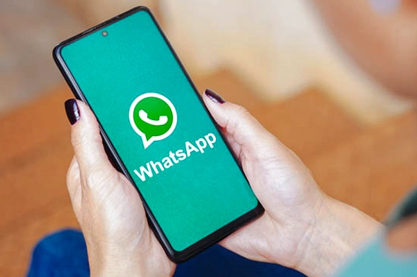 WhatsApp Plus: Langganan Eksklusif iPhone Mulai Terbuka