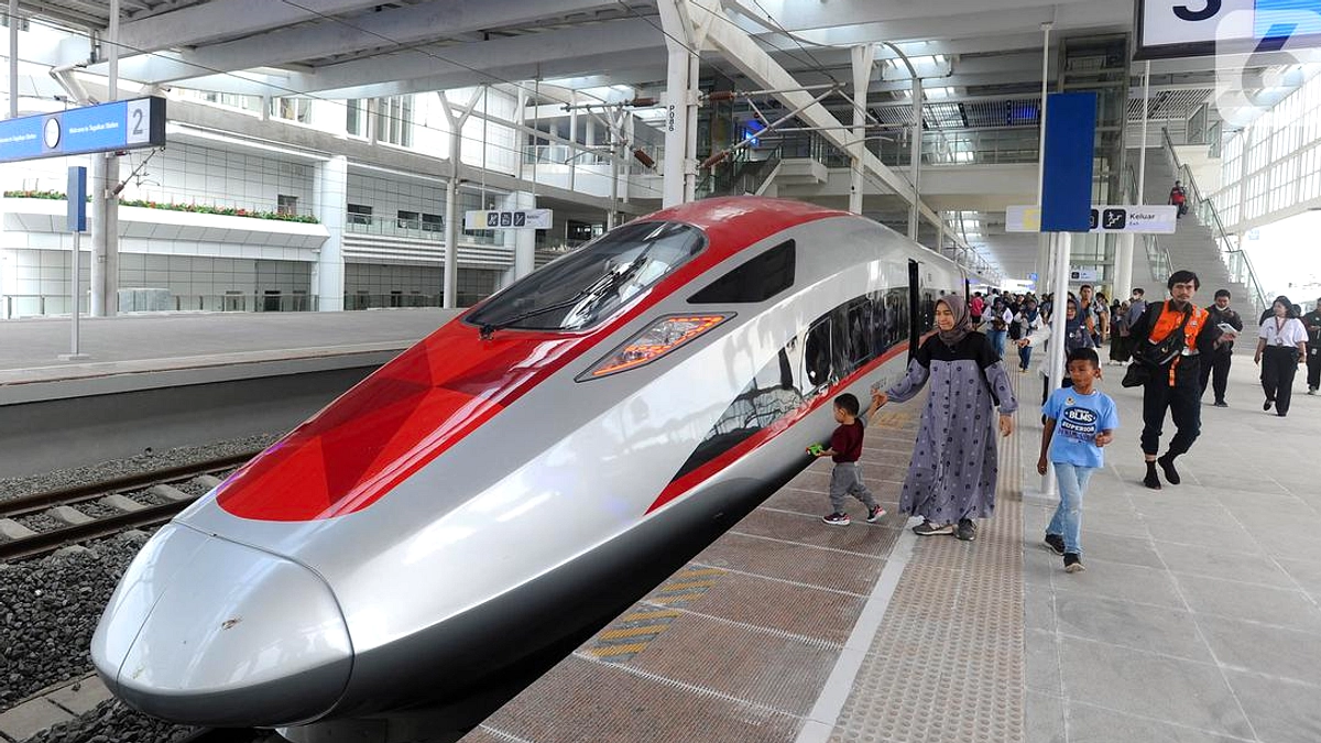 Whoosh Angkut 184 Ribu WNA Sepanjang 2026