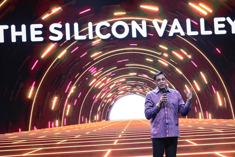 XLSmart Menang Lelang Frekuensi 700 MHz, Bayar Rp1 Triliun