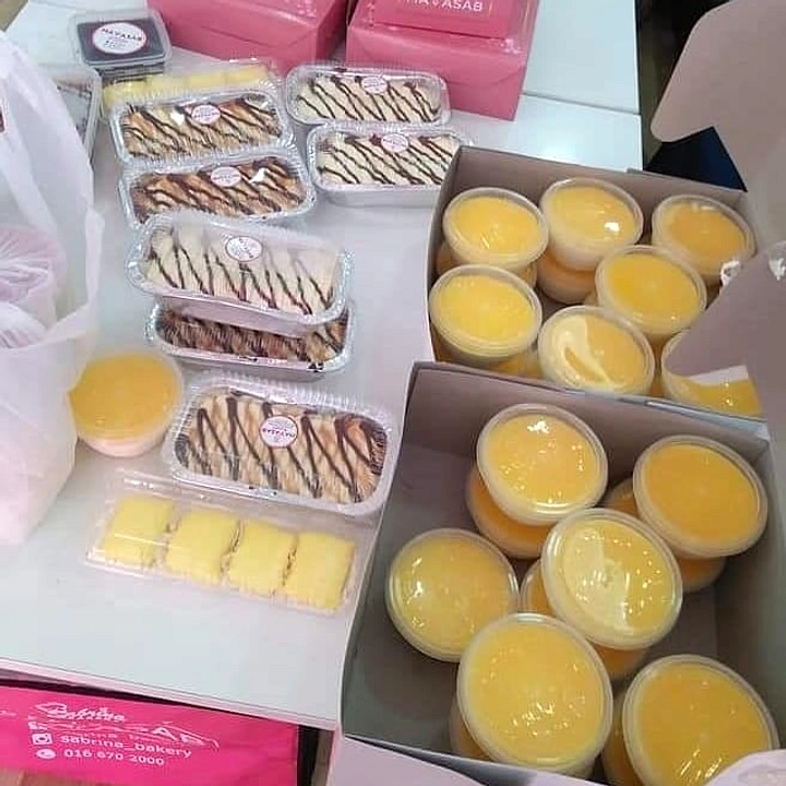 Zazil Bakery: Kisah Tarmuji, dari Tukang Pangkas Rambut ke Pusat Oleh-Oleh